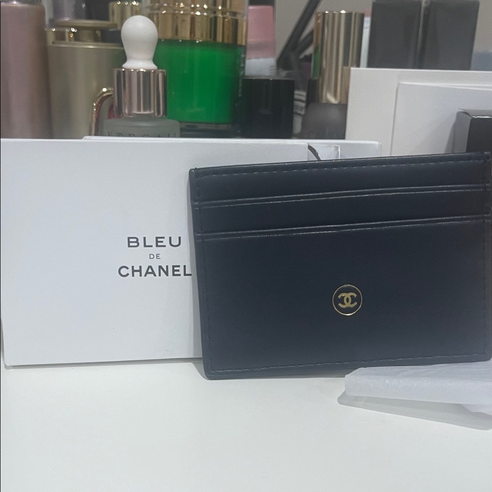 New in Box CHANEL Black Card Holder with Gold Logo
